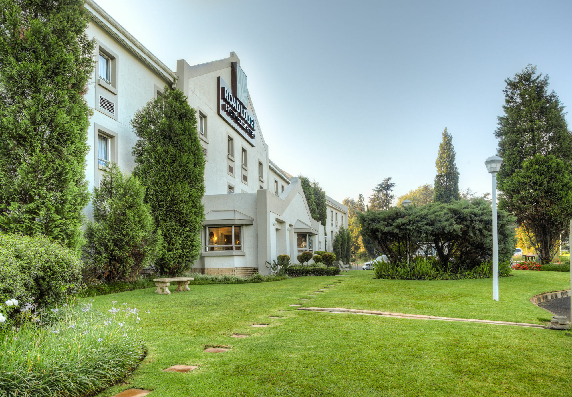 Road Lodge Germiston Lake Exterior photo
